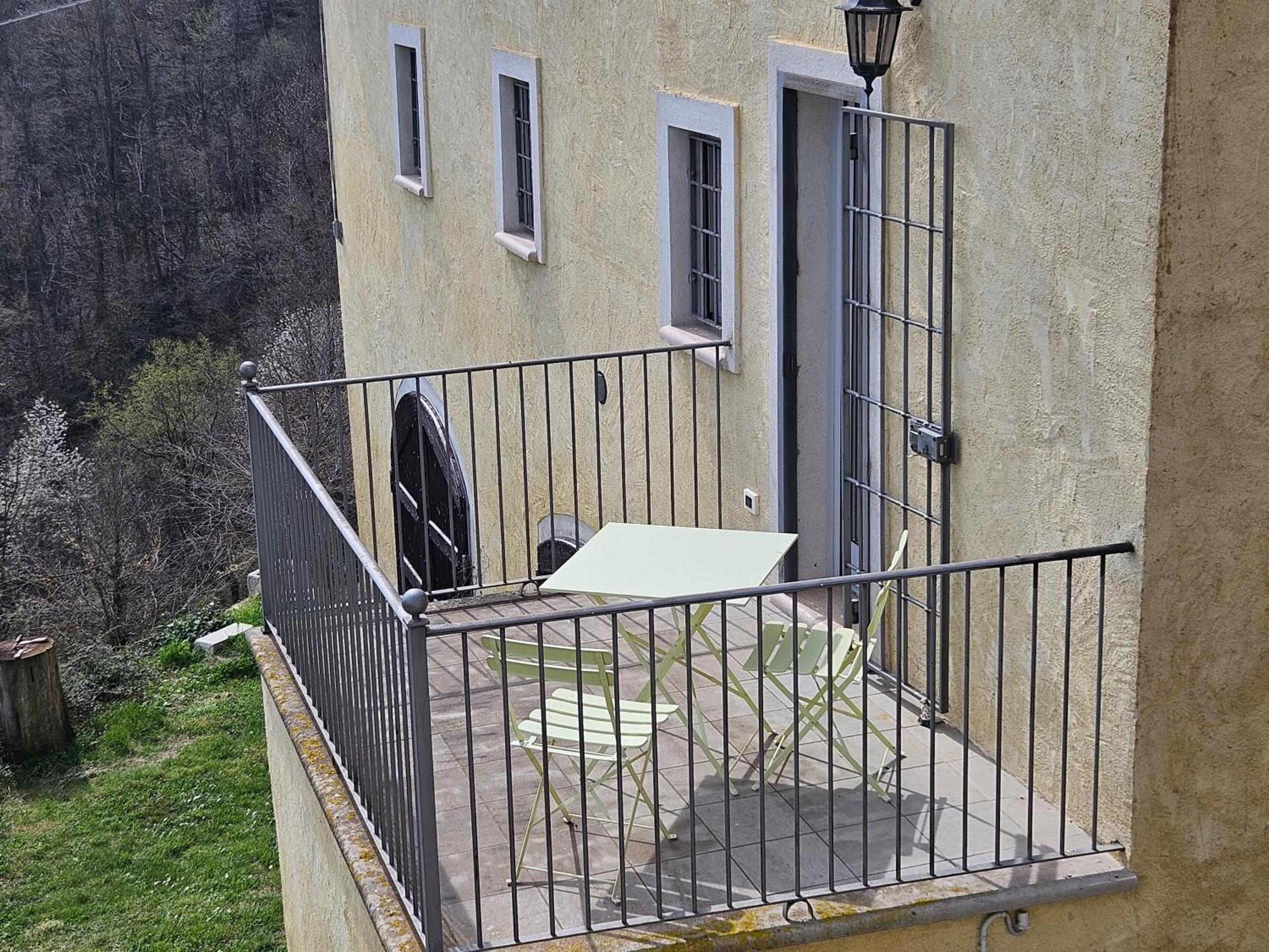 Casa Nel Verde Ca Dla Cola Mombasiglio Dış mekan fotoğraf